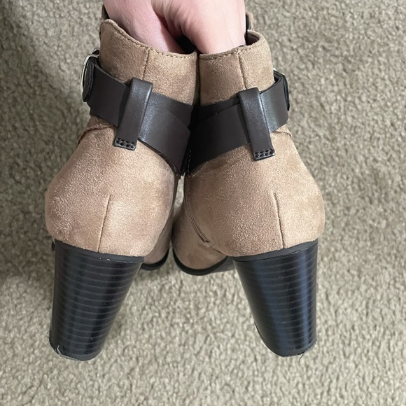 Giani Bernini Booties - Picture 11 of 12